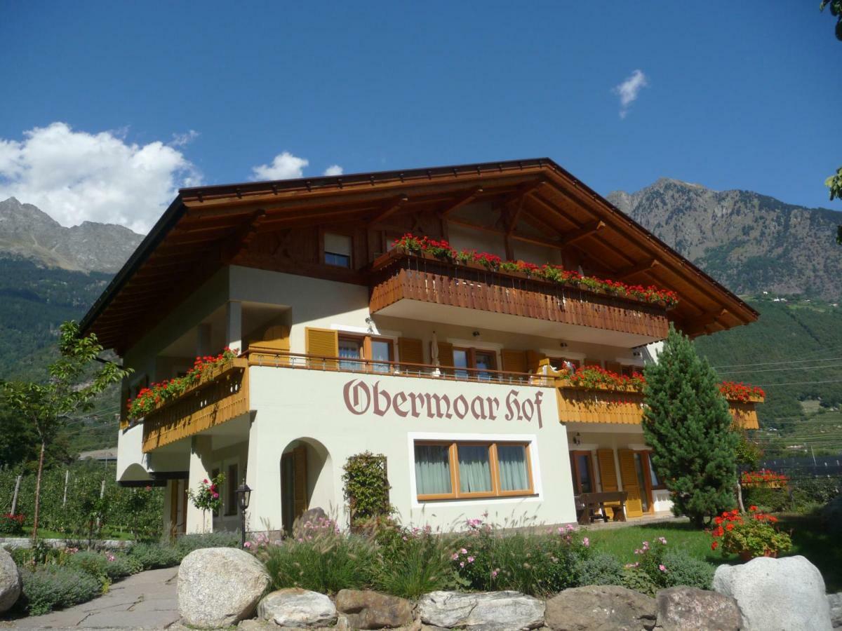 Ferienwohnungen Obermoarhof Lagundo Luaran gambar